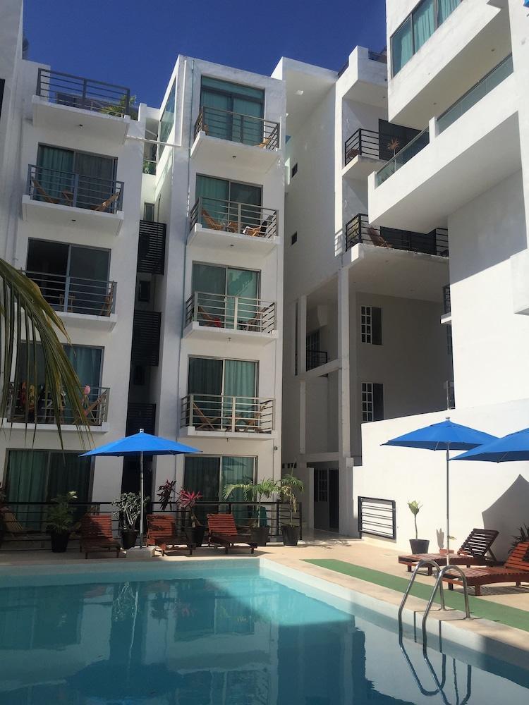 Apartahotel Blue 2*